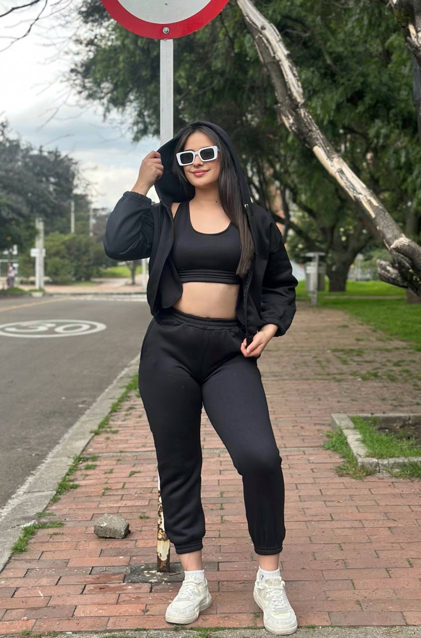 Conjunto deportivo para mujer